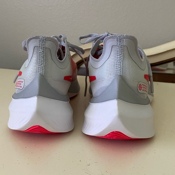 Nike Zoom Gravity - Picture 4 of 4